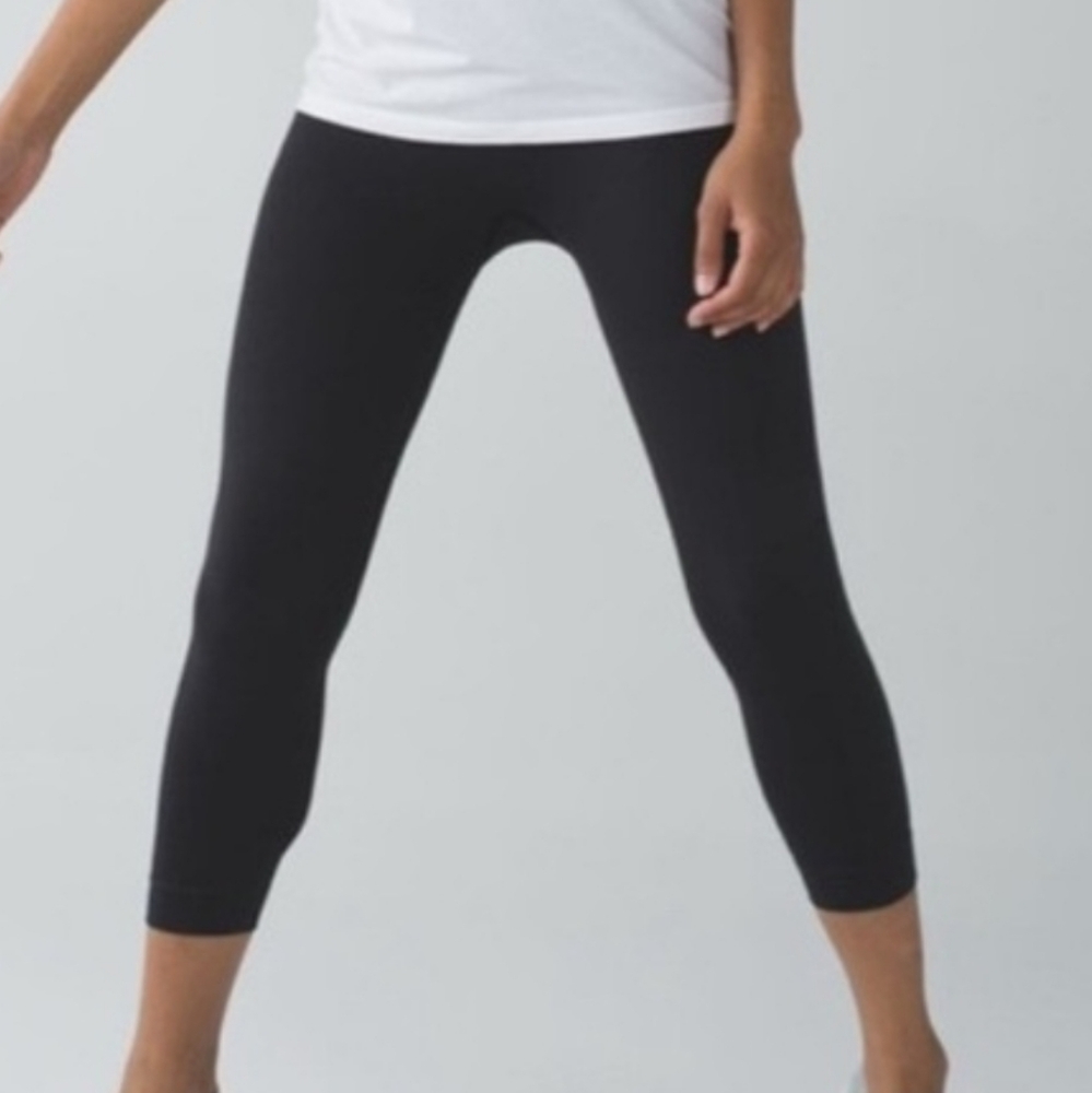 Lululemon Women Zone‎ In Cropp Leggings Compression Black Sz4/XS